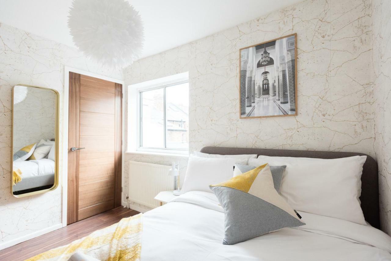 Appartamento The Century Chalet - Contemporary 2Bdr Townhouse With Parking Oxford Esterno foto